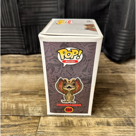 Dilophosaurus #550 funko Pop - Picture 3 of 4